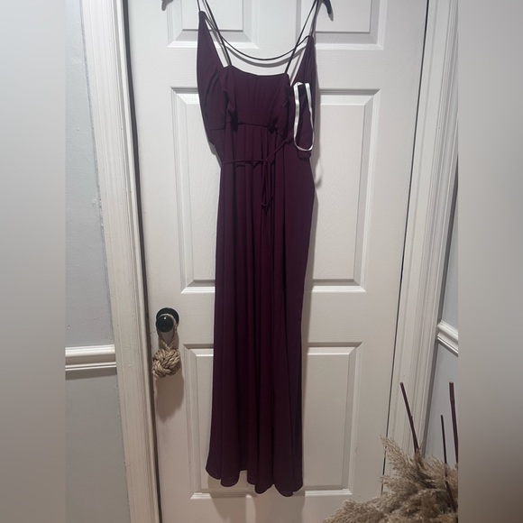 Beautiful dress - Picture 8 of 8